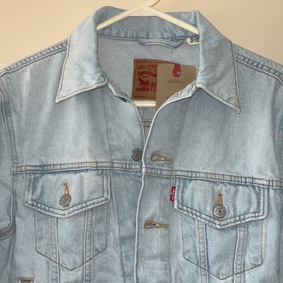 NWT Levi’s Ex Boyfriend Trucker Jacket - Picture 3 of 7